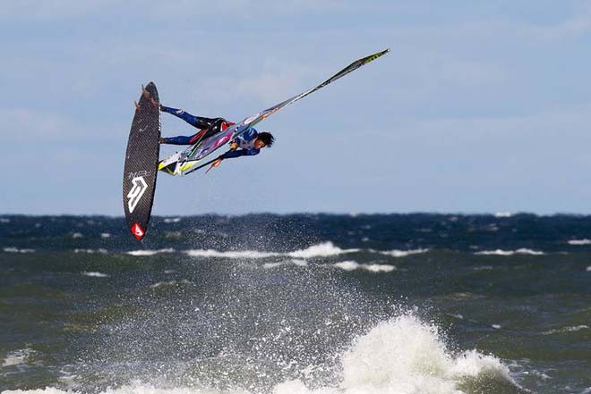 Fernandez tweaked table top - 2012 PWA Cold Hawaii World Cup ©  John Carter / PWA http://www.pwaworldtour.com